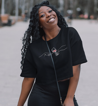 Lade das Bild in den Galerie-Viewer, MICHELANGELO WINE - ORGANIC CROP TOP