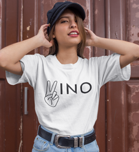 Lade das Bild in den Galerie-Viewer, VINO PEACE - RELAXED SHIRT