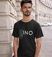 Lade das Bild in den Galerie-Viewer, VINO PEACE - RELAXED SHIRT