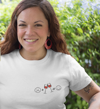Lade das Bild in den Galerie-Viewer, SMILEY WEIN - SHIRT DAMEN