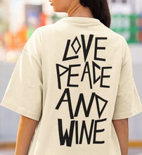 Lade das Bild in den Galerie-Viewer, LOVE PEACE WINE - OVERSIZE SHIRT