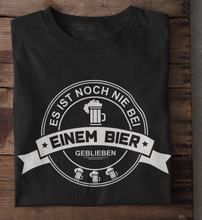 Lade das Bild in den Galerie-Viewer, NUR EIN BIER - SHIRT HERREN
