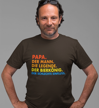 Lade das Bild in den Galerie-Viewer, PAPA BIERKÖNIG - SHIRT HERREN
