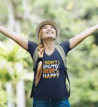 Lade das Bild in den Galerie-Viewer, BEER HAPPY - SHIRT DAMEN
