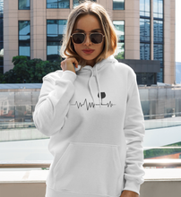 Lade das Bild in den Galerie-Viewer, HERZSCHLAG WEIN - HOODIE
